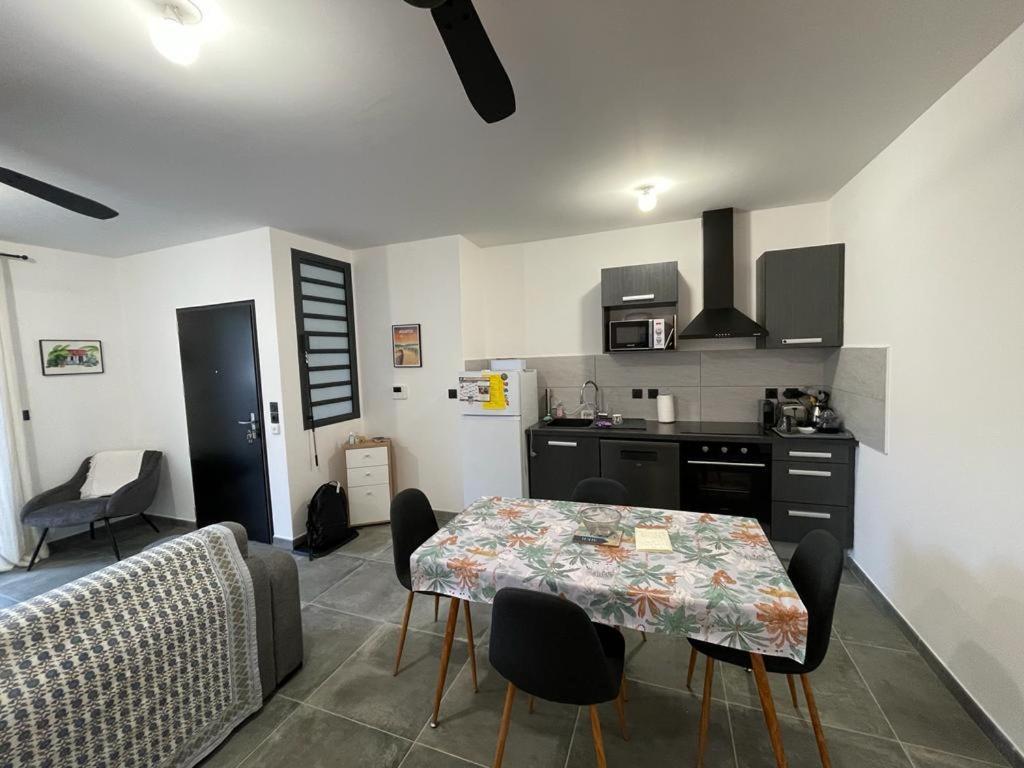Leu Girembelle Apartamento Saint-Leu Exterior foto